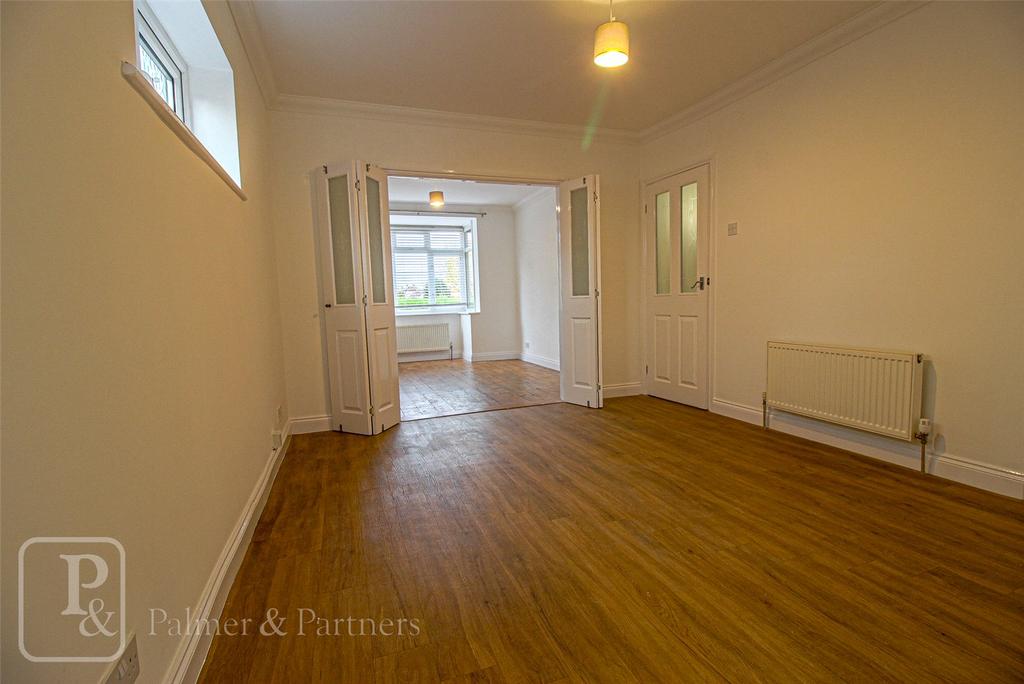 Dining/ Living Room