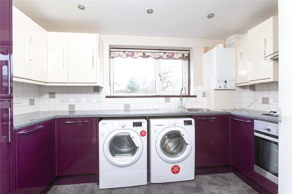 Lady Nairne Loan, Duddingston... 2 bed flat £1,165 pcm (£269 pw)