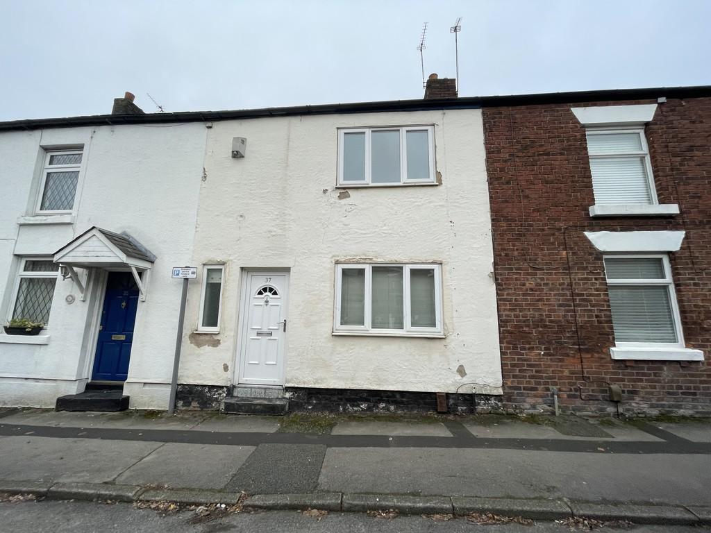 Hatherlow Lane, Hazel Grove 2 bed terraced house to rent - £995 pcm (£ ...