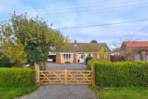 3 bedroom detached bungalow for sale, North Road, Tattershall Thorpe LN4
