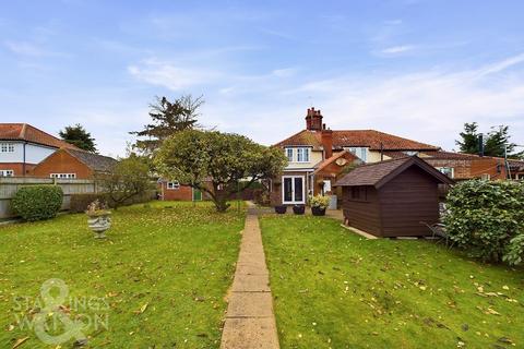 3 bedroom semi-detached house for sale, Highfield Avenue, Brundall, Norwich