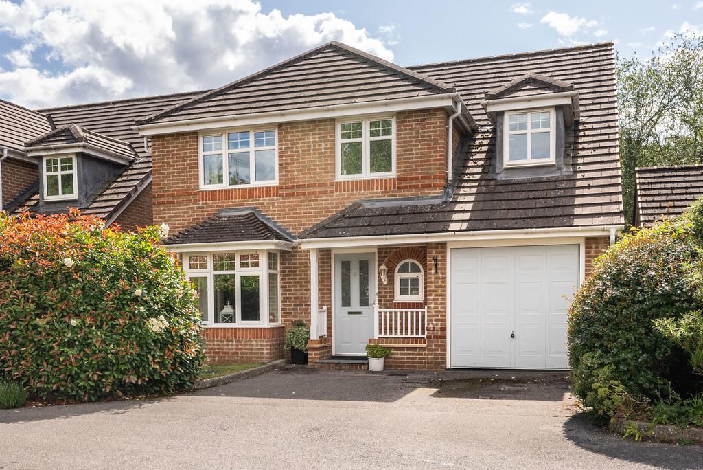 Westlees Close, North Holmwood, Dorking 5 bed detached house for sale