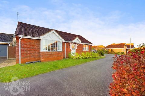 2 bedroom detached bungalow for sale, Will Rede Close, Beccles