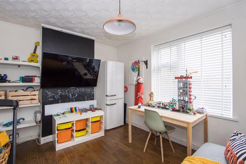St. Davids Crescent, Penarth 3 bed semidetached house for sale £389,950