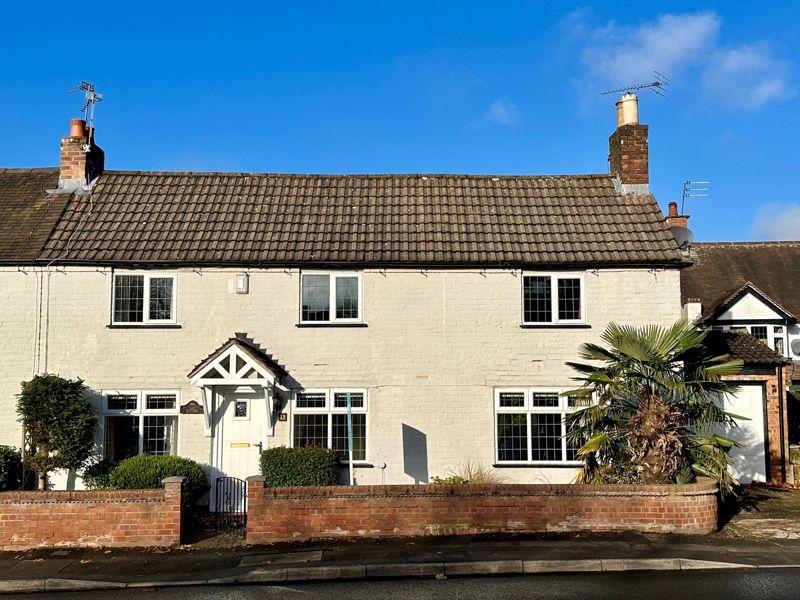 Wood Road, Tettenhall Wood, Wolverhampton WV6 3 bed cottage for sale