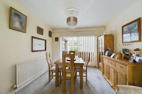3 bedroom semi-detached house for sale, Grayswood Park Road, Quinton
