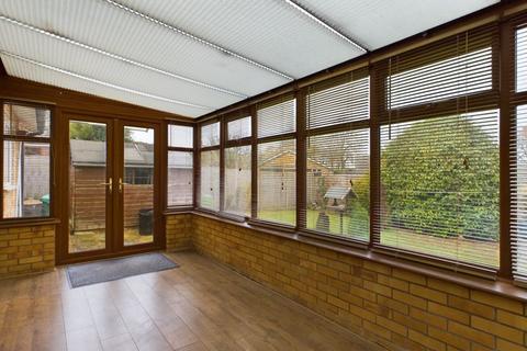 3 bedroom bungalow for sale, 14 Clematis Close, Branston