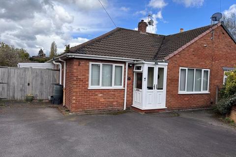 2 bedroom semi-detached bungalow for sale, Coppice Crescent, Brownhills, Walsall. WS8 7DW