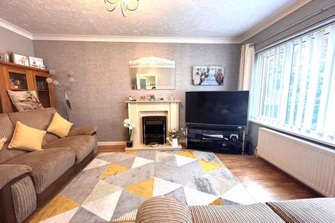 7 Coppice Crescent, Walsall, WS8 7DW