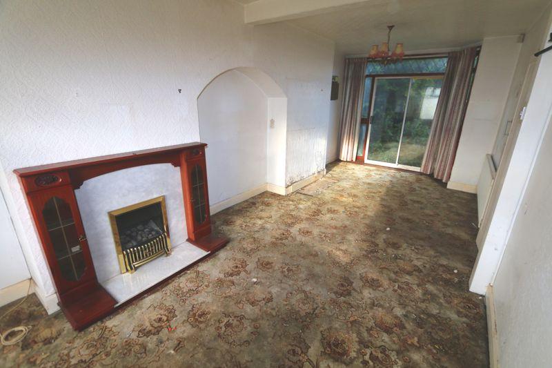 Derrydown Road, Great Barr, Birmingham B42 1RX 3 bed semidetached