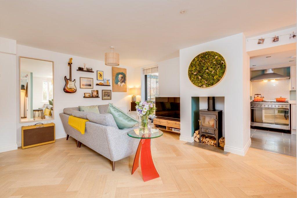 Kirkgate, Knaresborough, North Yorkshire, HG5 3 bed semidetached house