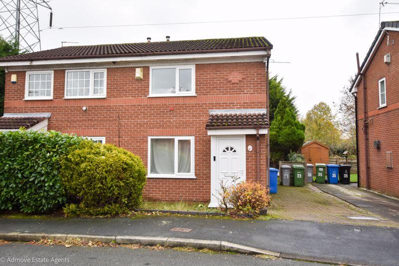 Pochard Drive, Altrincham, WA14 2 bed semidetached house £1,100 pcm (£254 pw)