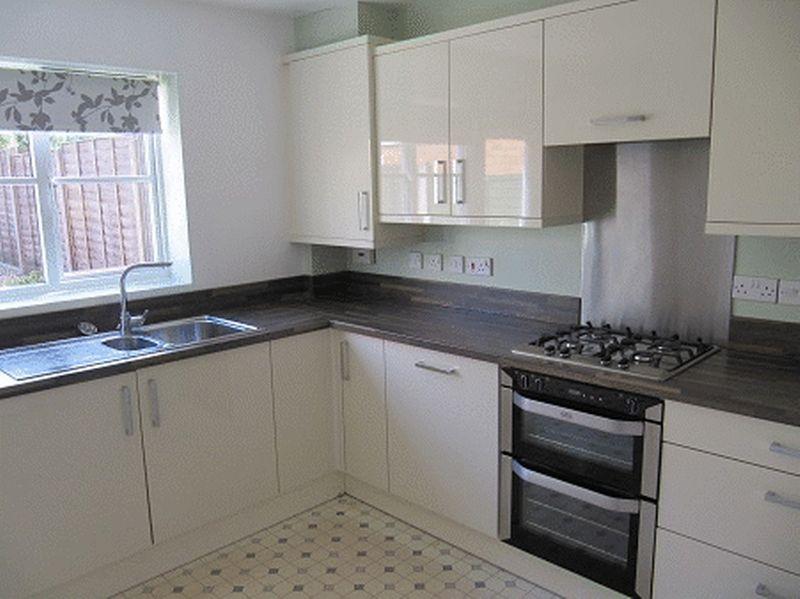 Richborough Drive, Dudley 2 bed house £795 pcm (£183 pw)