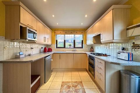 15 Monyash Drive, Leek, ST13 5SY