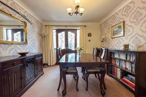 15 Monyash Drive, Leek, ST13 5SY
