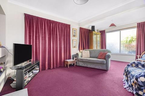 2 bedroom bungalow for sale - Sugworth Crescent, Radley