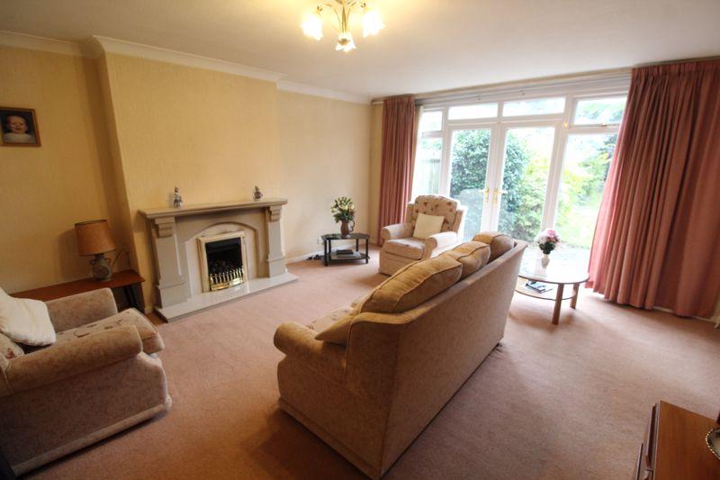 Huntlands Road, Halesowen B63 3 bed semidetached house for sale £289,950