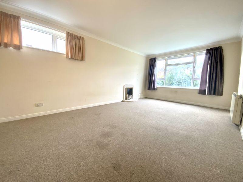 Browning Avenue, Manor, Bournemouth 3 bed apartment for sale £350,000
