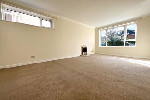 3 bedroom apartment for sale, Browning Avenue, Boscombe Manor, Bournemouth