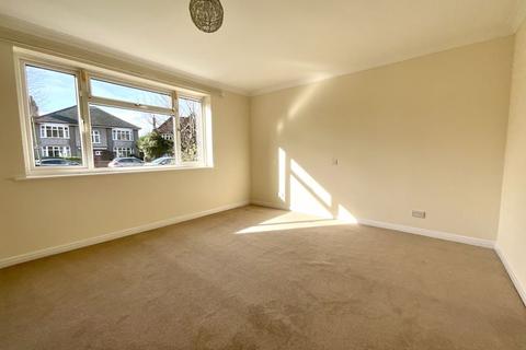 3 bedroom apartment for sale, Browning Avenue, Boscombe Manor, Bournemouth