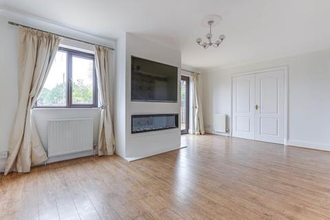 5 bedroom detached house for sale - Melbourn Road , Royston,