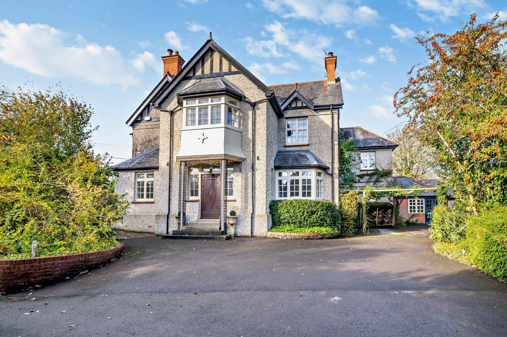 Wyke Road, Gillingham, Dorset 5 bed detached house for sale £1,000,000