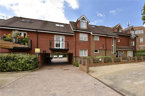 3 bedroom duplex to rent, Hearne Court, Hill Avenue, Amersham, Buckinghamshire, HP6