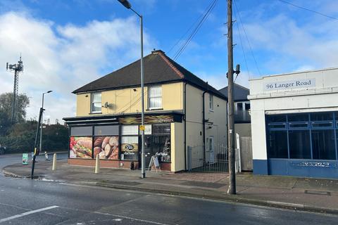 Shop to rent, Beach Station Road, Felixstowe