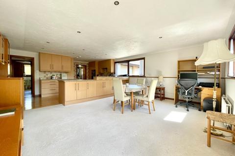 3 bedroom bungalow for sale, Fourways, Manse Road, Milnathort, KY13