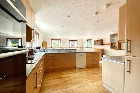 3 bedroom bungalow for sale, Fourways, Manse Road, Milnathort, KY13