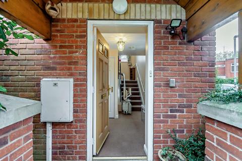 1 bedroom apartment for sale - Brooklands Court, Tamworth Road, Long Eaton, Nottingham