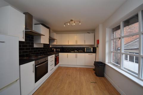 1 bedroom in a house share to rent, Barracks Square, Wigan, WN1 1LF