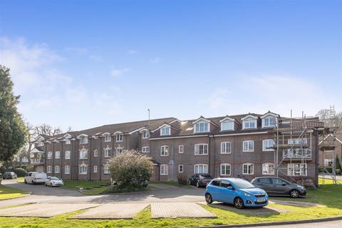 3 bedroom flat for sale, Tivoli, Tower Gate, Brighton