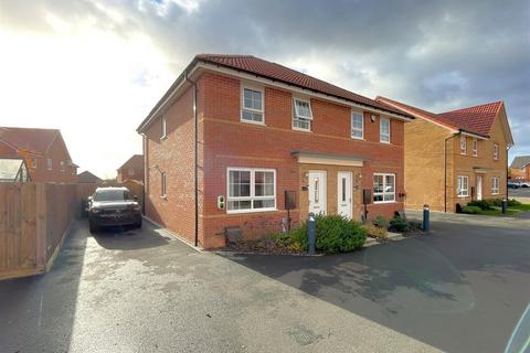 3 bedroom semi-detached house for sale - Squires Grove, Bingham