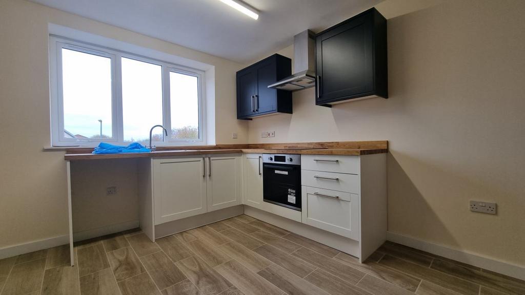 Hungary Hill, Stourbridge 1 bed apartment £695 pcm (£160 pw)