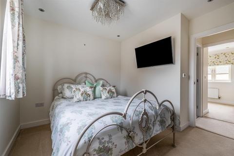 4 Brydges Close, Winchcombe, Cheltenham, GL54 5GE
