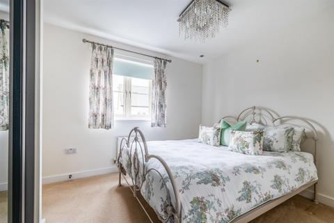4 Brydges Close, Winchcombe, Cheltenham, GL54 5GE