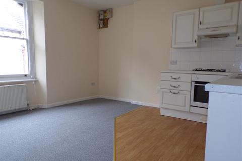 1 bedroom property to rent, Barnstaple