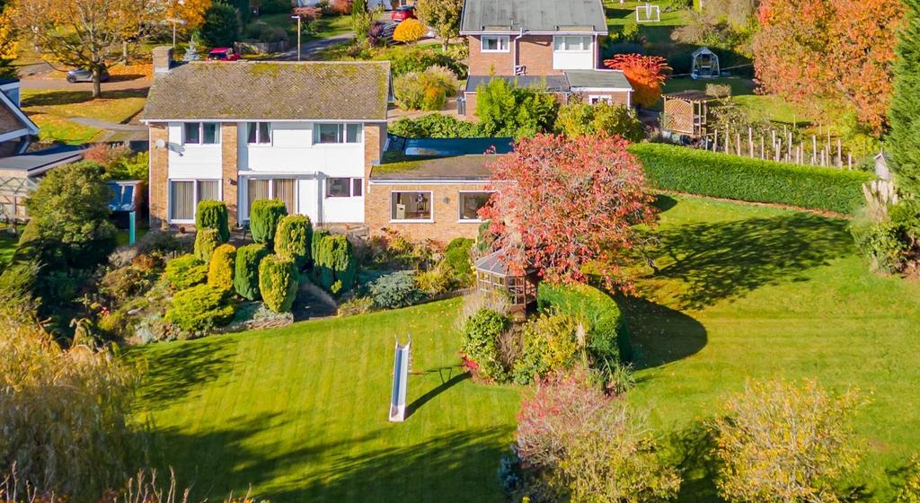 St. Johns Close, Welwyn 3 bed house for sale £850,000