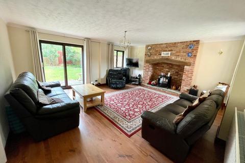 4 Ambridge Close, Northampton, NN4 9RW