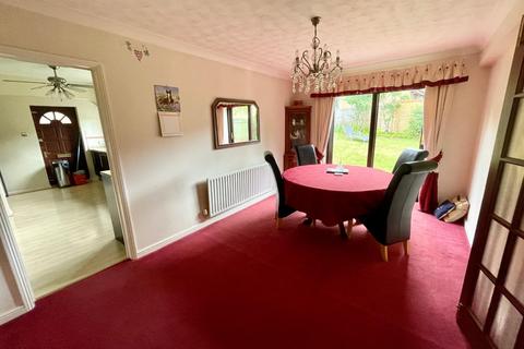 4 Ambridge Close, Northampton, NN4 9RW