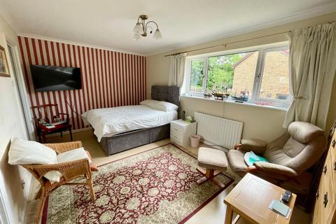 4 Ambridge Close, Northampton, NN4 9RW