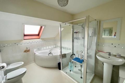 4 Ambridge Close, Northampton, NN4 9RW
