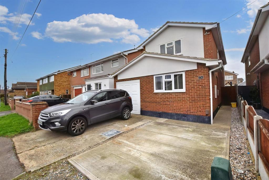 Rainbow Road, Canvey Island SS8 4 bed detached house for sale £450,000