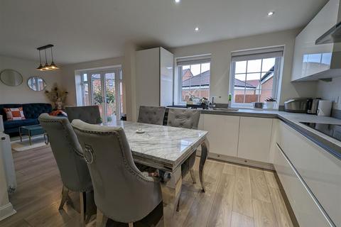 4 bedroom detached house for sale, Walterscott avenue, Darlington