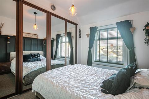 58 Melbourne Road, Stocksbridge, Sheffield, S36 1EF