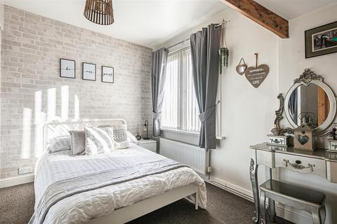 58 Melbourne Road, Stocksbridge, Sheffield, S36 1EF