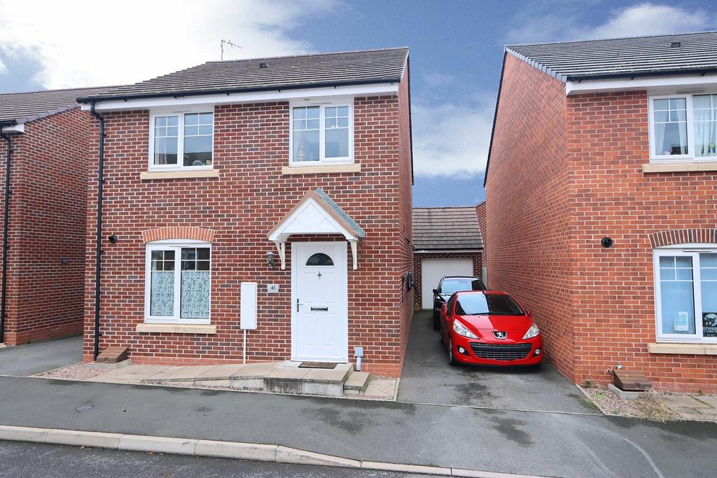 Clement Dalley Drive, Kidderminster, DY11 4 bed detached house for sale