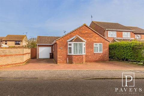 3 bedroom detached bungalow for sale, Wavring Avenue, Kirby Cross, Frinton-On-Sea