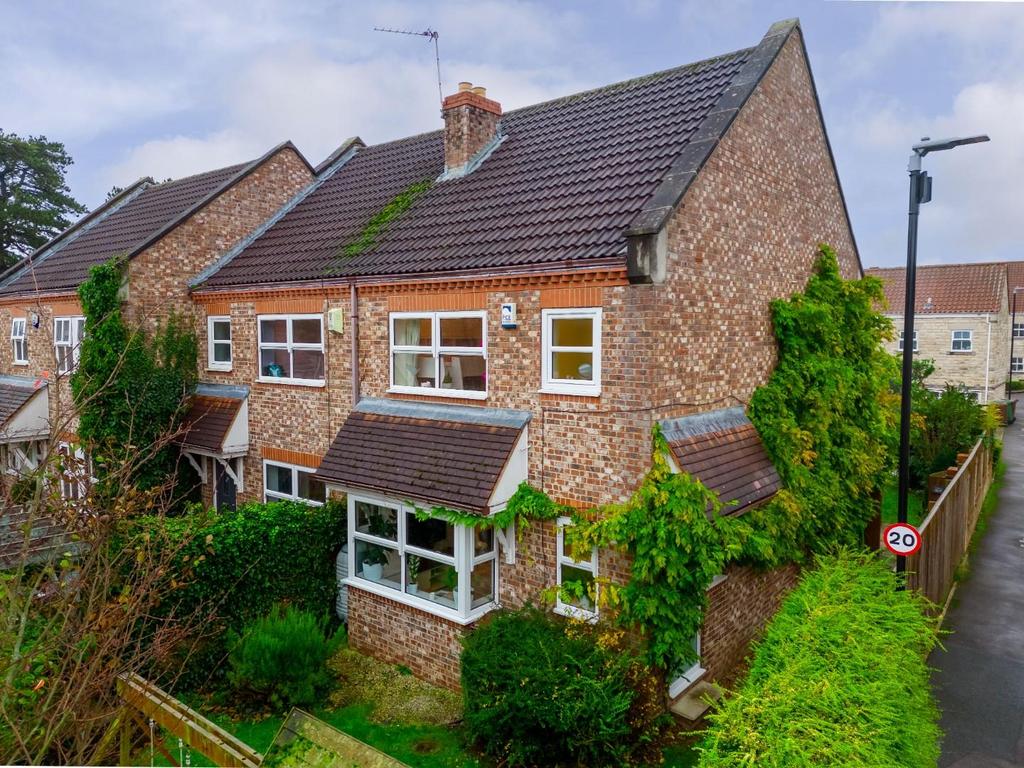 Burns Way, Wetherby LS23 3 bed semidetached house for sale £365,000